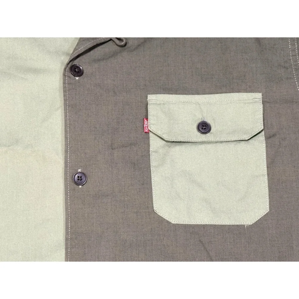 Levis Button Up Shirt Men's XL Green Colorblock Chambray Short Sleeve Casual